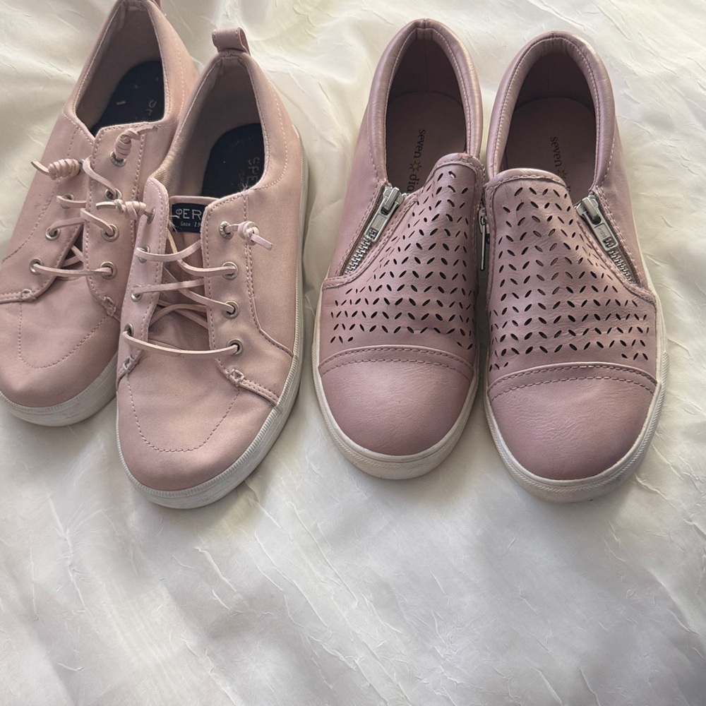 Sperry Women's Light Pink Sneakers